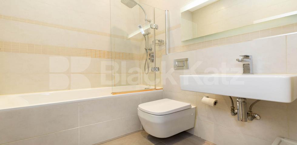 Spacious two bed located within minutes to Marylebone Tube & Regents Park    Harewood Avenue, Marylebone